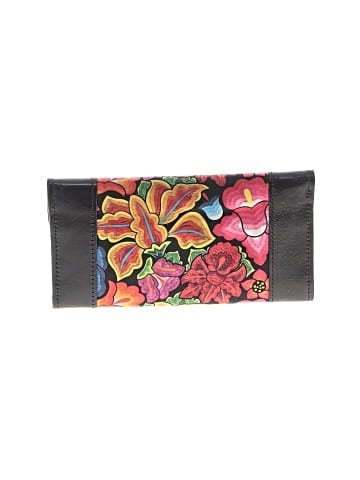 Unbranded Wallet (view 2)
