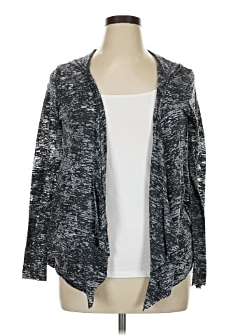 Maurices Long Sleeve T-Shirt (view 1)