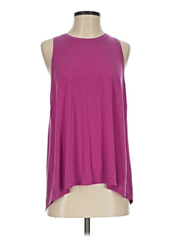 Gap Fit Sleeveless T-Shirt (view 1)