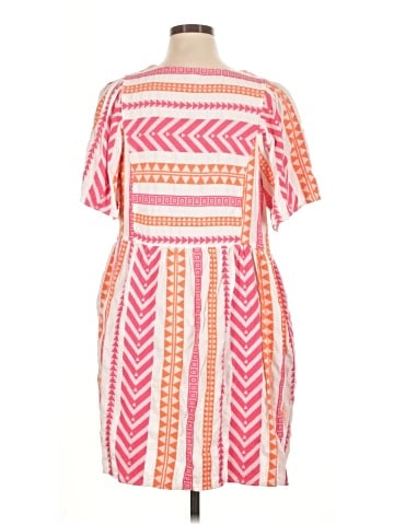 Old Navy Casual Dress (view 2)
