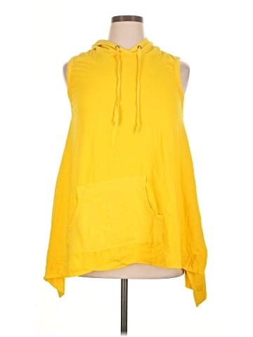 What's Hot... Sleeveless T-Shirt (view 1)