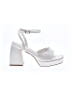 Lulus White Sandals Size 6 1/2 - photo 1