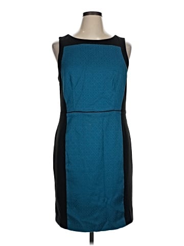 Ann Taylor LOFT Outlet Cocktail Dress (view 1)