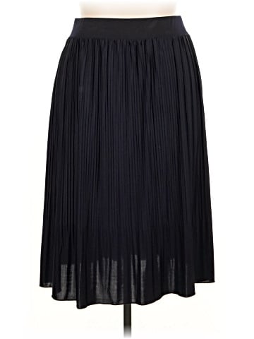 Metro Wear Casual Skirt (view 1)