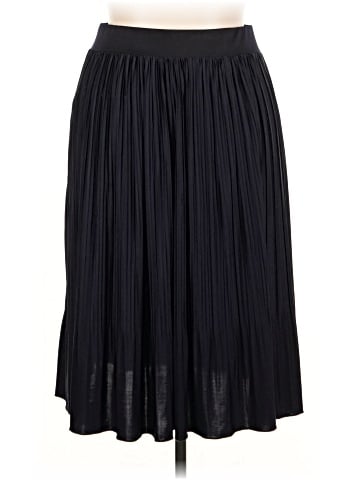Metro Wear Casual Skirt (view 2)