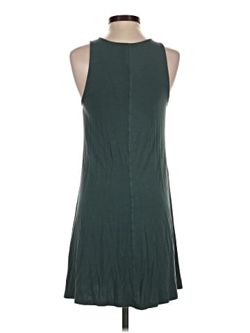 Old Navy Casual Dress (view 2)