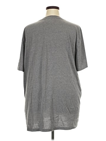Old Navy Short Sleeve T-Shirt (view 2)