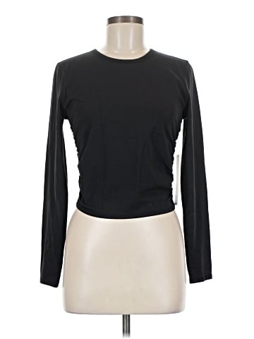 Lululemon Athletica Long Sleeve T-Shirt (view 1)