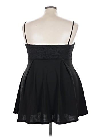 HAUTE FOX Cocktail Dress (view 2)