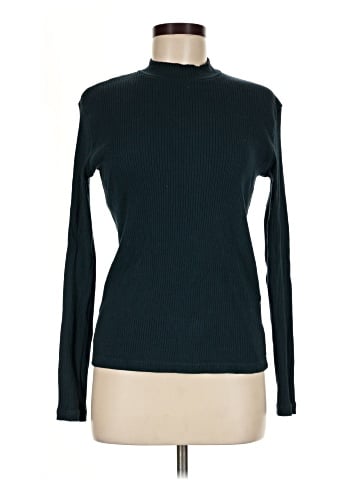 Uniqlo Turtleneck Sweater (view 1)