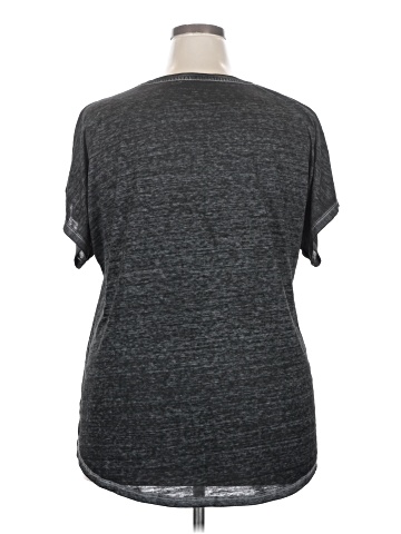 Lane Bryant Short Sleeve T-Shirt (view 2)