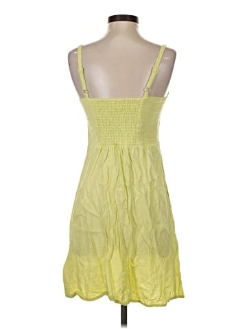 Old Navy Casual Dress (view 2)