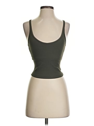 Vuori Tank Top (view 1)