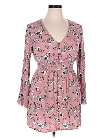 Xhilaration Casual Dress (view 1)