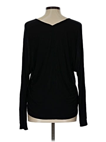 Vince. Long Sleeve T-Shirt (view 2)
