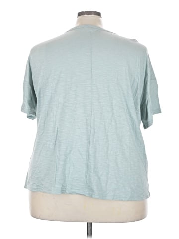 Maurices Short Sleeve T-Shirt (view 2)
