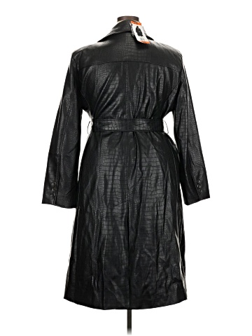 Vince Camuto Raincoat (view 2)