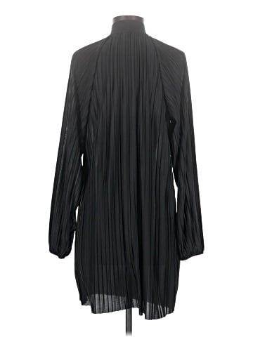 Zara Casual Dress (view 2)