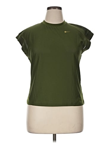 Nike Active T-Shirt (view 1)