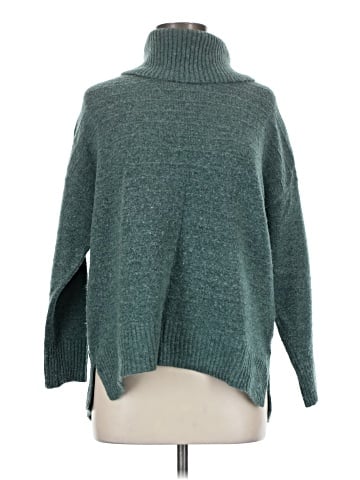 Old Navy Turtleneck Sweater (view 1)
