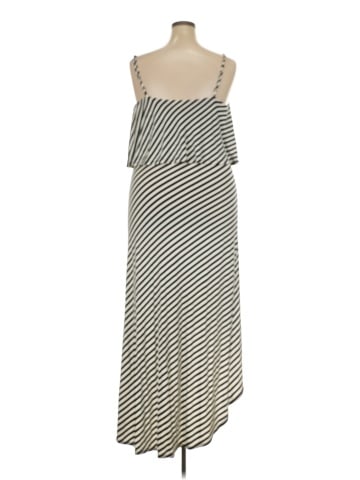 Mossimo Casual Dress (view 2)