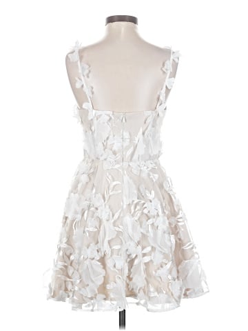 Elliatt Cocktail Dress (view 2)