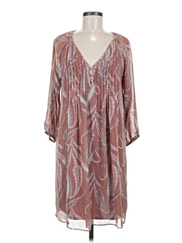 Ann Taylor LOFT Outlet Casual Dress (view 1)