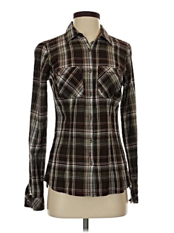 Maurices Long Sleeve Button-Down Shirt (view 1)