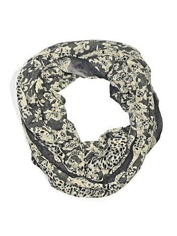 Nicole Marciano Scarf (view 1)