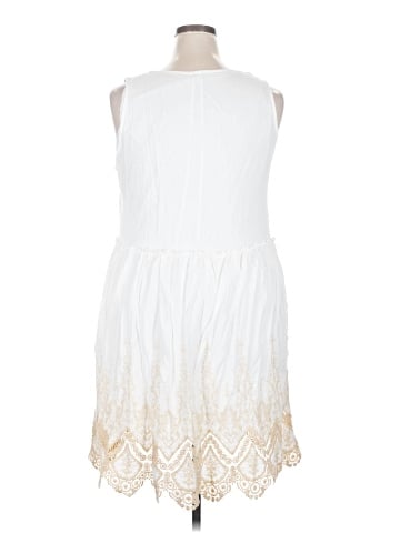 Angel Heart Boutique Casual Dress (view 2)