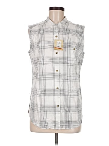 Legendary Whitetails Sleeveless Button-Down Shirt (view 1)
