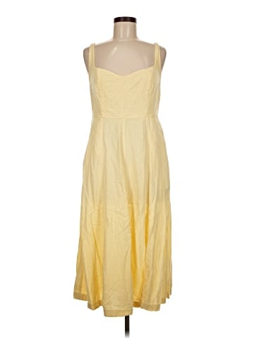 Old Navy Casual Dress (view 1)