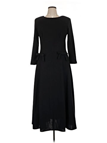 Leslie Lucks Casual Dress (view 1)