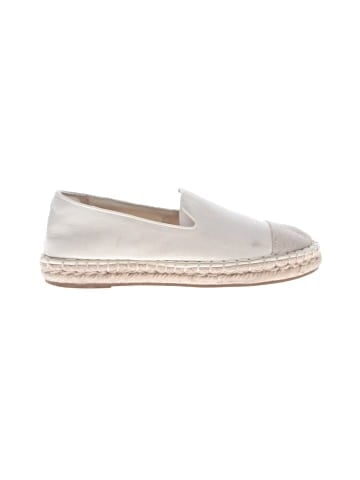 Universal Thread Flats (view 1)
