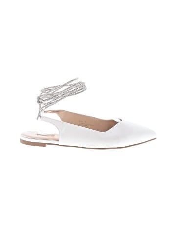 Lulus Flats (view 1)