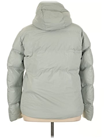 Uniqlo Snow Jacket (view 2)
