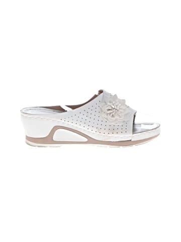 Unbranded Wedges (view 1)