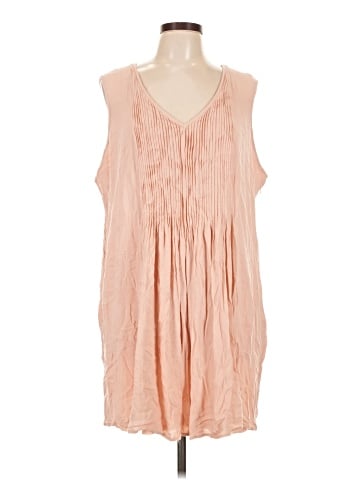 Old Navy Casual Dress (view 1)