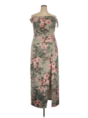 Adrianna Papell Casual Dress (view 1)