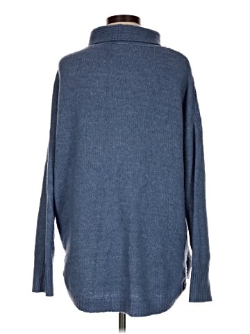 Como Vintage Turtleneck Sweater (view 2)
