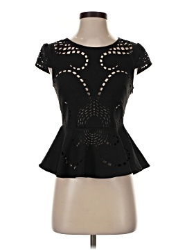 Kiwi Tucker Short Sleeve Top (view 1)