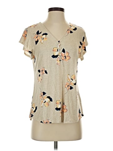 Liz Claiborne Short Sleeve T-Shirt (view 1)