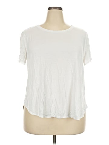 chic soul (chicsoul.com) Short Sleeve T-Shirt (view 1)