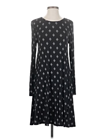 Old Navy Casual Dress (view 1)