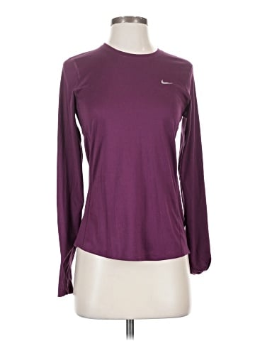 Nike Long Sleeve T-Shirt (view 1)