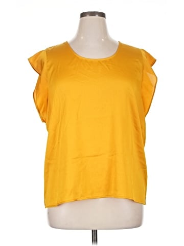 Express Short Sleeve Top (view 1)