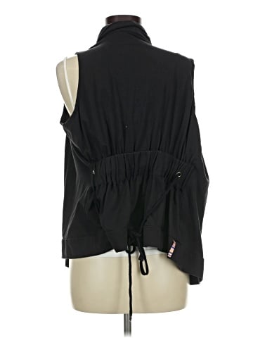 Talia Vest (view 2)
