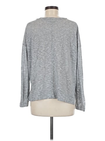 Old Navy Pullover Sweater (view 2)