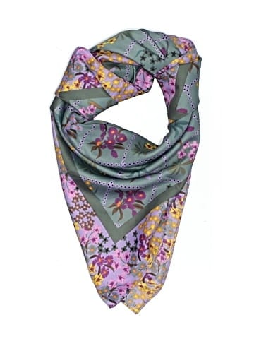 Zara Scarf (view 1)