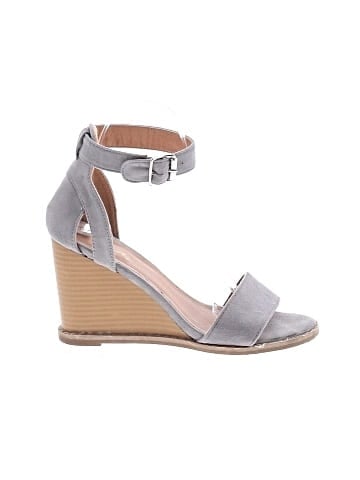 Qupid Wedges (view 1)